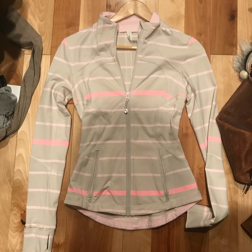 Women's lululemon forme Jacket - Pink and Gray